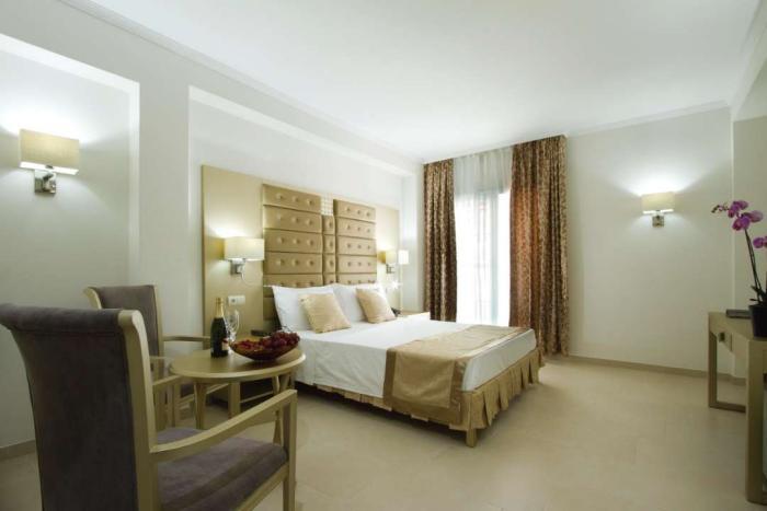 Moon Dreams Torremolinos - Adults Recommended Hotel Room photo
